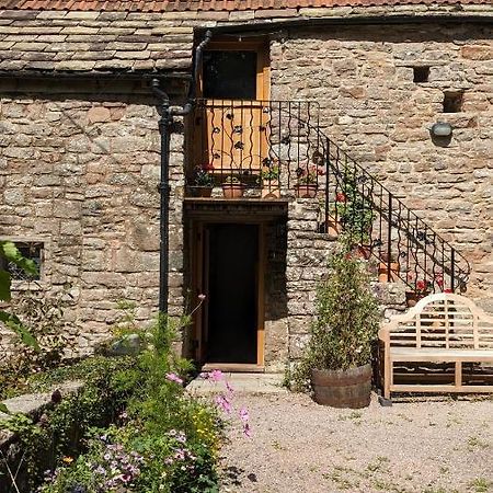 Hayloft Studio In Historic Barn Saint Briavels Exterior photo